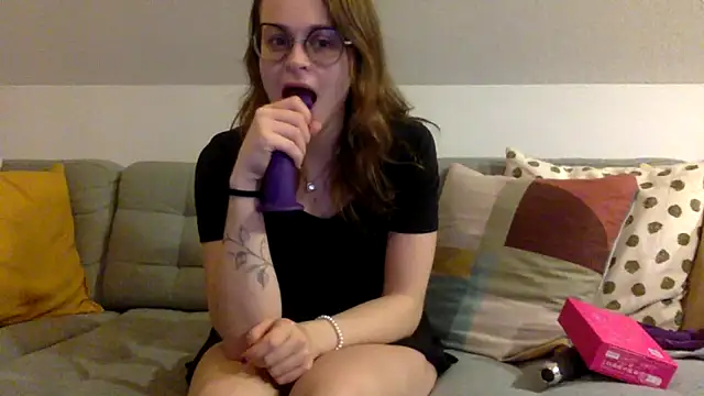 norafack33 online show from 01-31-26, 07:34