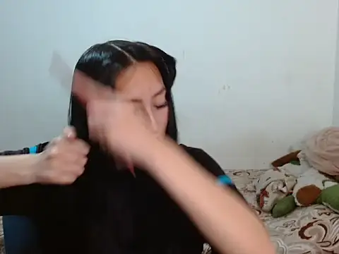 Snapshot of candystream chatting on 12-14-25, 05:02 candystream online show from 12-14-25, 05:02