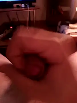 Snapshot of Bebito0077 chatting on 11-23-25, 12:31 Bebito0077 online show from 11-23-25, 12:31