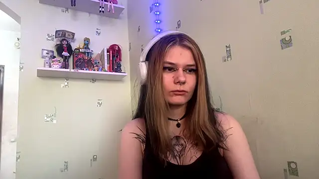 TraceeSchutt online show from 01-15-26, 01:58