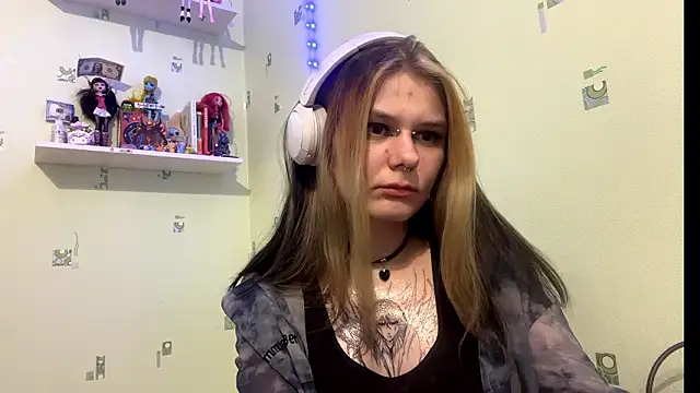 TraceeSchutt online show from 01-14-26, 08:34