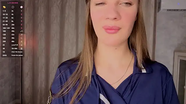 NeliaVandresar online show from 11-30-25, 04:13