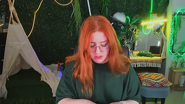 StaceyJensen online show from 12-03-25, 05:41