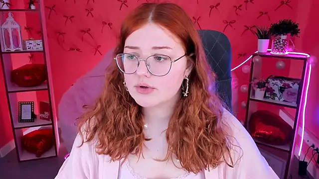 Snapshot of StaceyJensen chatting on 02-24-26, 01:23 StaceyJensen online show from 02-24-26, 01:23