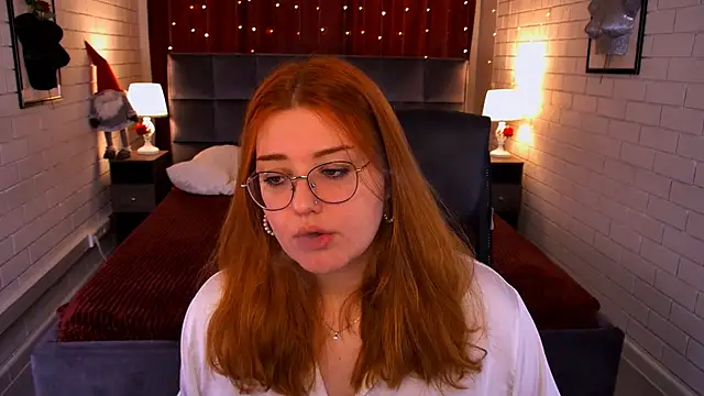 Snapshot of StaceyJensen chatting on 02-07-26, 09:28 StaceyJensen online show from 02-07-26, 09:28