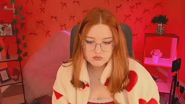 StaceyJensen online show from 11-26-25, 09:20