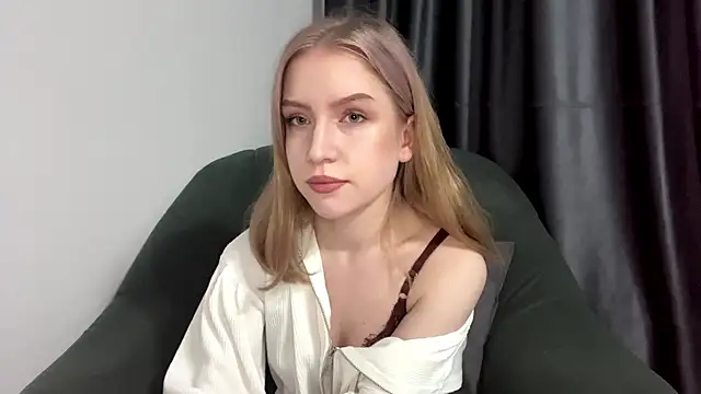 Alice meow15 online show from 11-29-25, 07:25