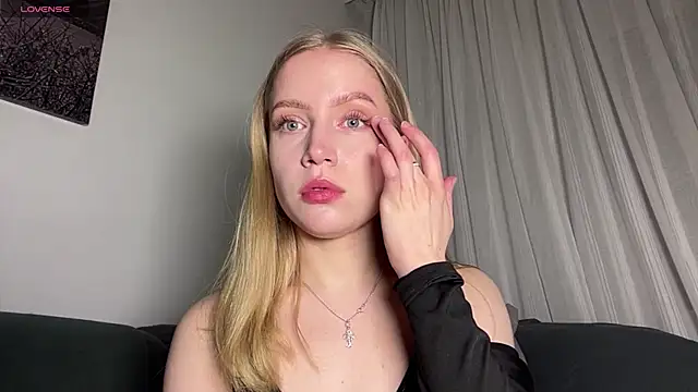 Alice meow15 online show from 04-03-26, 09:10