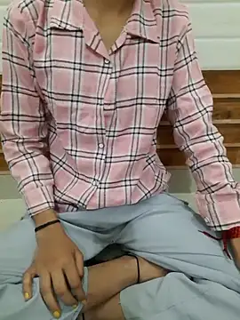 Alli8900 online show from 11-24-25, 07:19