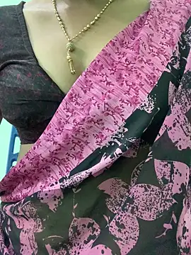 honeygirl6996 online show from 07-04-26, 07:04