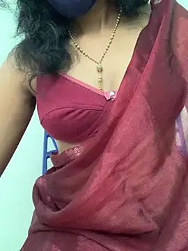 Snapshot of honeygirl6996 chatting on 05-23-26, 06:45 honeygirl6996 online show from 05-23-26, 06:45