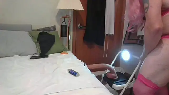 MasochSissy4U online show from 12-01-25, 07:48