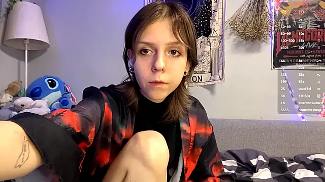 Snapshot of FairyLuna chatting on 12-04-25, 07:13 FairyLuna online show from 12-04-25, 07:13