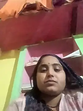 Snapshot of Pooja_hote chatting on 01-07-26, 02:11 Pooja hote online show from 01-07-26, 02:11