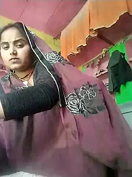 Snapshot of Pooja_hote chatting on 11-30-25, 05:30 Pooja hote online show from 11-30-25, 05:30