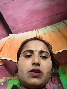 Snapshot of Pooja_hote chatting on 11-29-25, 03:17 Pooja hote online show from 11-29-25, 03:17