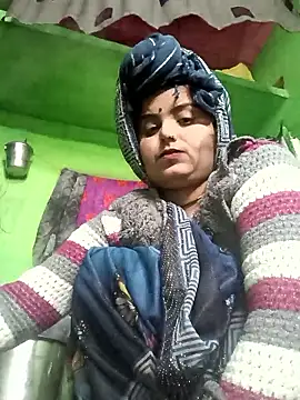 Snapshot of Pooja_hote chatting on 01-09-26, 03:46 Pooja hote online show from 01-09-26, 03:46