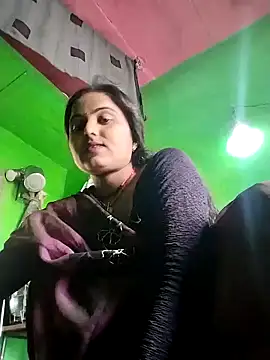 Snapshot of Pooja_hote chatting on 11-26-25, 03:39 Pooja hote online show from 11-26-25, 03:39