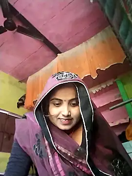 Snapshot of Pooja_hote chatting on 11-28-25, 02:34 Pooja hote online show from 11-28-25, 02:34