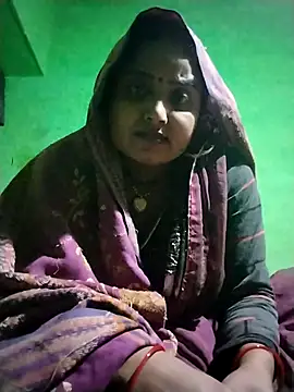 Snapshot of Pooja_hote chatting on 11-28-25, 02:50 Pooja hote online show from 11-28-25, 02:50