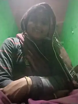 Snapshot of Pooja_hote chatting on 11-30-25, 05:36 Pooja hote online show from 11-30-25, 05:36