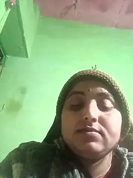 Snapshot of Pooja_hote chatting on 01-13-26, 03:49 Pooja hote online show from 01-13-26, 03:49