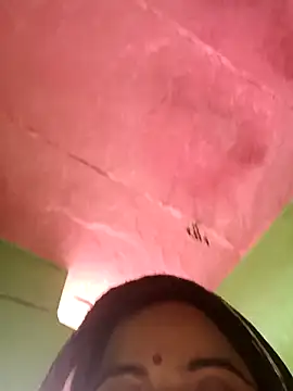 Snapshot of Pooja_hote chatting on 12-22-25, 04:12 Pooja hote online show from 12-22-25, 04:12