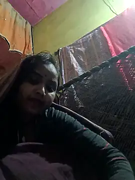 Snapshot of Pooja_hote chatting on 12-17-25, 02:55 Pooja hote online show from 12-17-25, 02:55