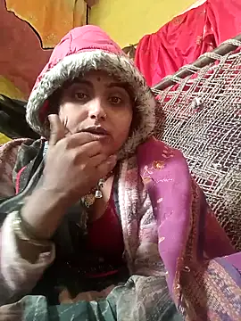 Snapshot of Pooja_hote chatting on 01-06-26, 04:49 Pooja hote online show from 01-06-26, 04:49