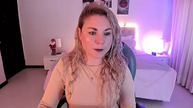 Violeta Hotter online show from 11-23-25, 10:58