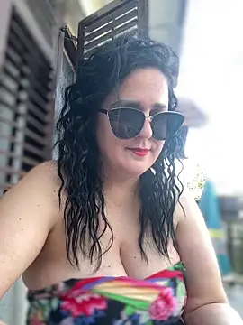 Snapshot of Mary_kansas_bbw chatting on 05-06-26, 03:49 Mary kansas bbw online show from 05-06-26, 03:49