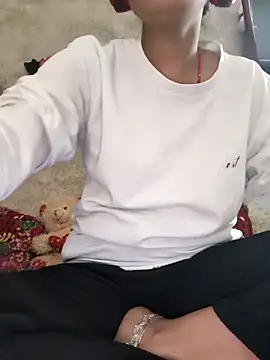 Dil-se-queen-321 online show from 12-19-25, 08:38