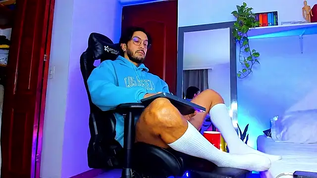 Snapshot of JotaCeliz chatting on 02-25-26, 10:48 JotaCeliz online show from 02-25-26, 10:48