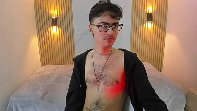 Snapshot of Im_Dayros chatting on 11-26-25, 07:47 Im Dayros online show from 11-26-25, 07:47