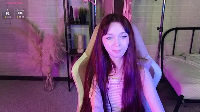 Snapshot of miiss_jessica chatting on 03-06-26, 01:33 miiss jessica online show from 03-06-26, 01:33