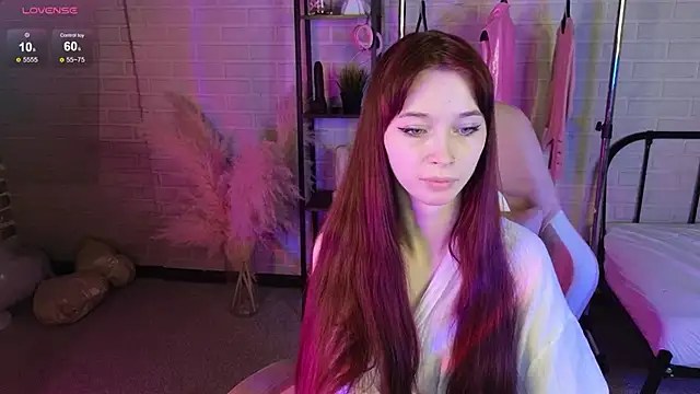Snapshot of miiss_jessica chatting on 03-10-26, 01:31 miiss jessica online show from 03-10-26, 01:31