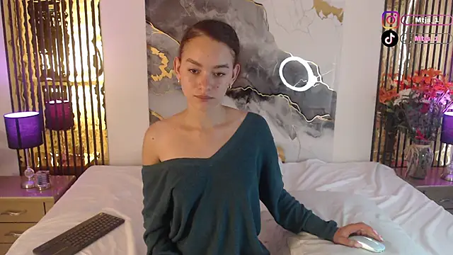 MiticaBrennet  online show from 03-07-26, 03:39