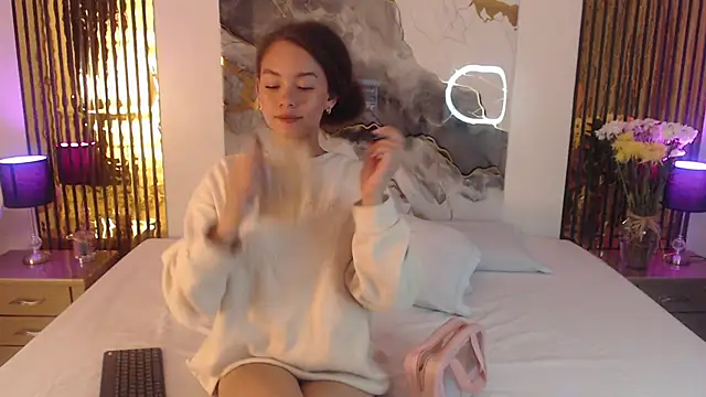 MiticaBrennet  online show from 02-07-26, 03:58