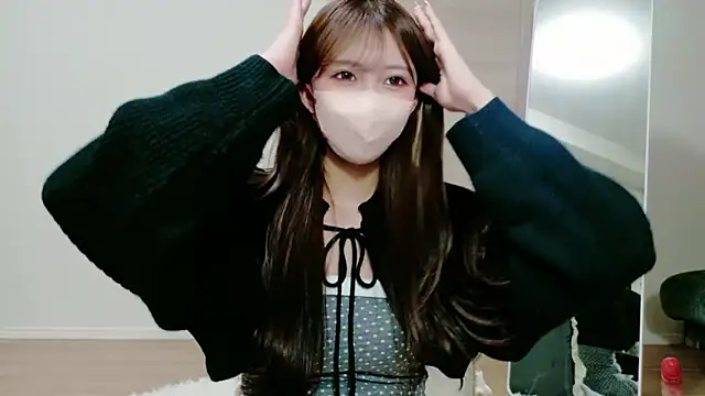 Snapshot of alicechan_v chatting on 06-24-26, 12:15 alicechan v online show from 06-24-26, 12:15