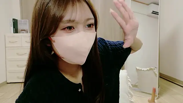 Snapshot of alicechan_v chatting on 07-15-26, 11:39 alicechan v online show from 07-15-26, 11:39