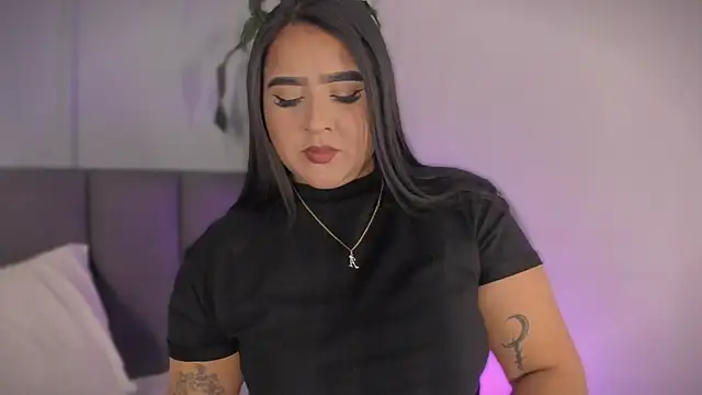 alejandrarojas  online show from 06-30-26, 07:47