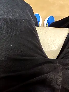 desi alpha boy online show from 12-05-25, 11:31