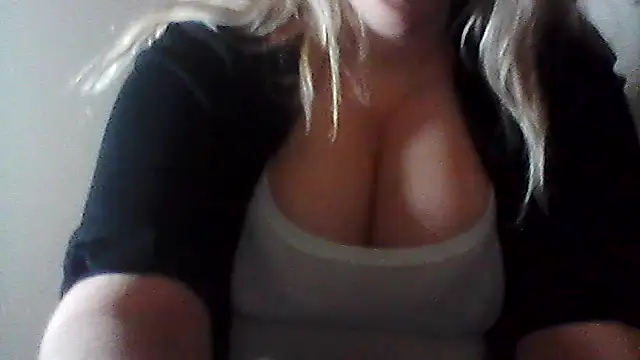 BelladonnaSkye online show from 12-02-25, 08:21