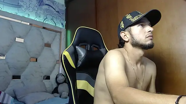 Couple wildd  online show from 01-05-26, 10:13