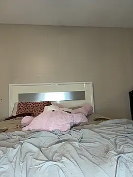 Kiki hammyy online show from 04-04-26, 08:59