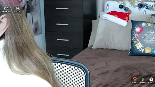 Snapshot of Brandy_Gem chatting on 12-20-25, 07:44 Brandy Gem online show from 12-20-25, 07:44