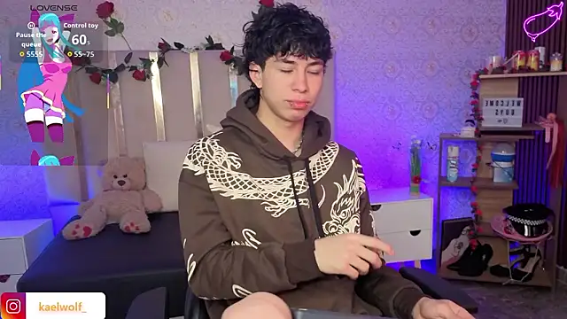 kaelwolf tay online show from 03-07-26, 04:12