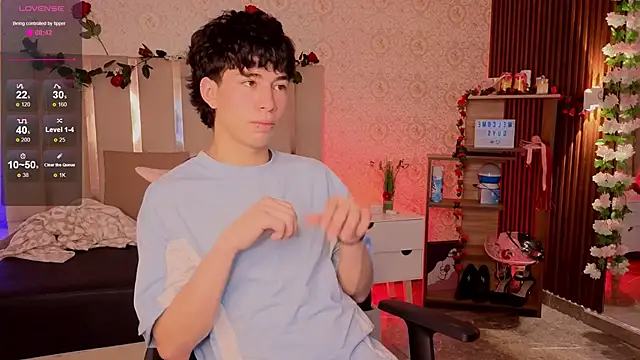 Snapshot of kaelwolf_tay chatting on 02-28-26, 07:57 kaelwolf tay online show from 02-28-26, 07:57