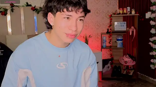 Snapshot of kaelwolf_tay chatting on 02-26-26, 07:25 kaelwolf tay online show from 02-26-26, 07:25