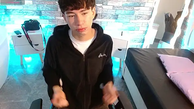 kaelwolf tay online show from 11-30-25, 11:55